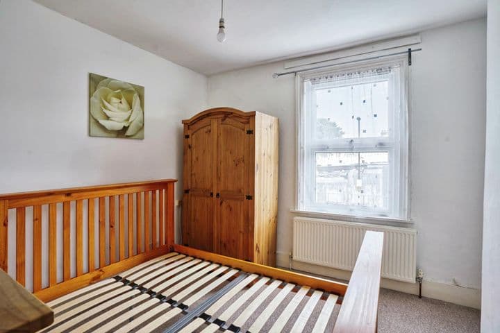 2 bedrooms house for sale in Croydon, United Kingdom - Image 8