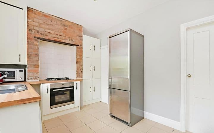 2 bedrooms house for sale in Sheffield, United Kingdom - Image 3