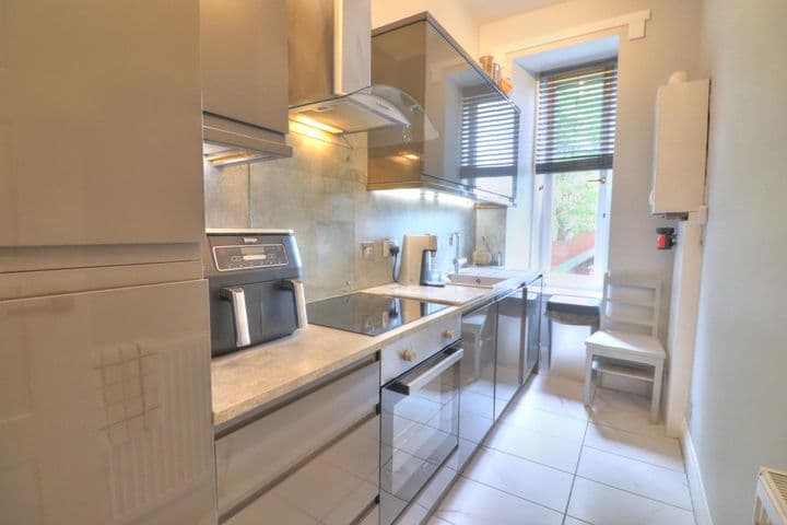 2 bedrooms apartment for sale in Glasgow, United Kingdom - Image 4