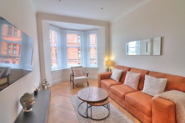 2 bedrooms apartment for sale in Glasgow, United Kingdom - Image 8