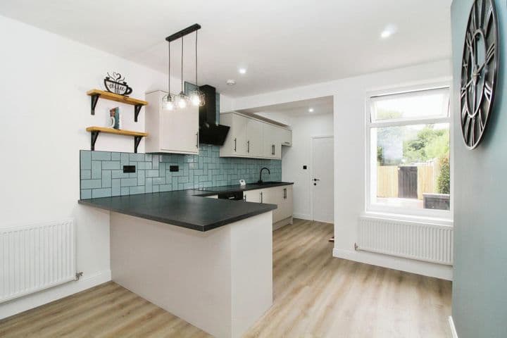 3 bedrooms house for sale in Chesterfield, United Kingdom - Image 6