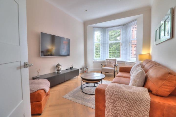 2 bedrooms apartment for sale in Glasgow, United Kingdom - Image 12