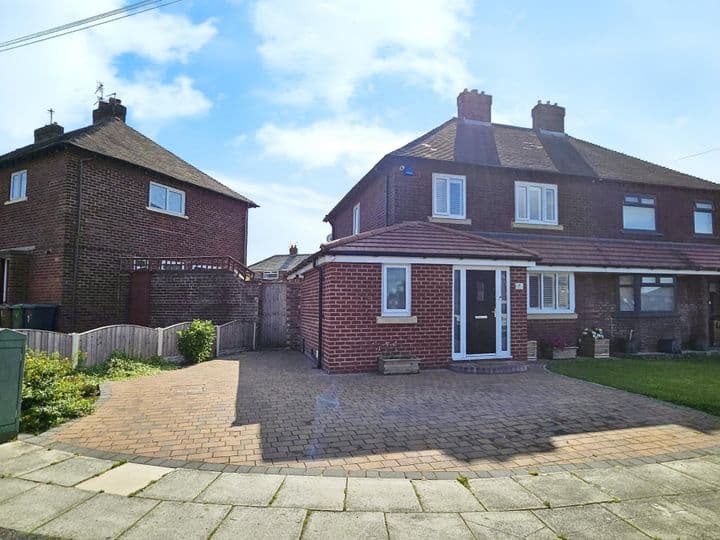 3 bedrooms house for sale in Bootle, United Kingdom - Image 2