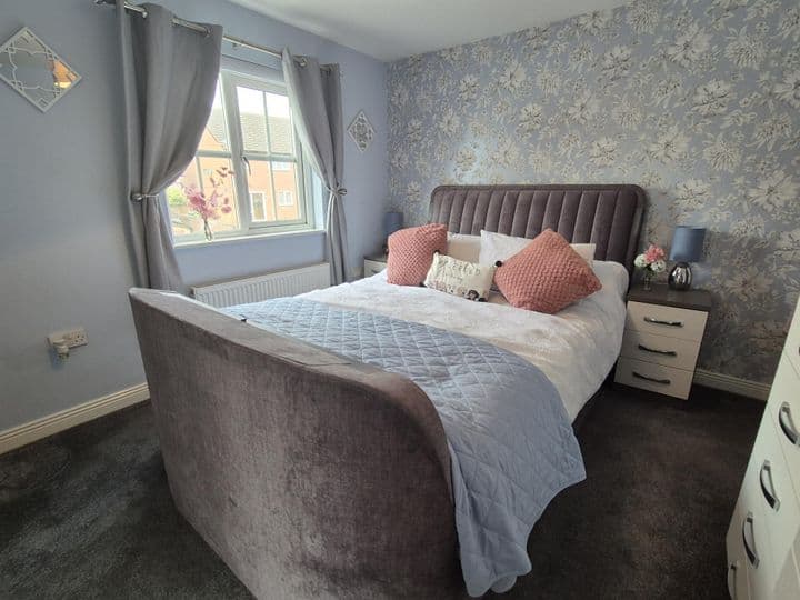 3 bedrooms house for sale in Cradley Heath, United Kingdom - Image 4