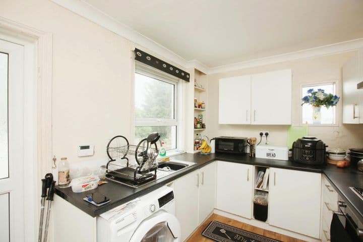 3 bedrooms house for sale in Torquay, United Kingdom - Image 7