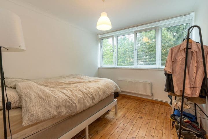 3 bedrooms house for sale in London, United Kingdom - Image 11