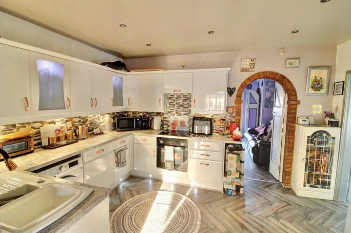 3 bedrooms house for sale in Nuneaton, United Kingdom - Image 3