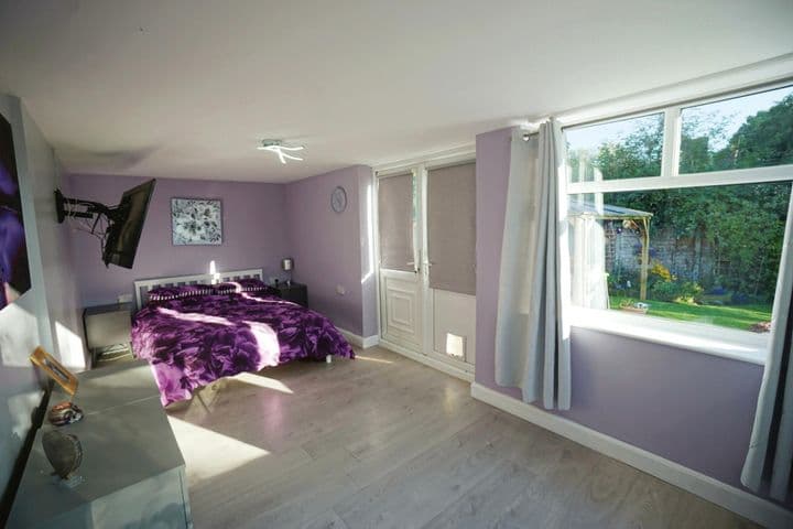 4 bedrooms house for sale in Telford, United Kingdom - Image 4