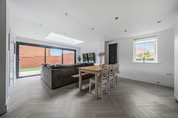 3 bedrooms house for sale in Cotgrave, United Kingdom - Image 8