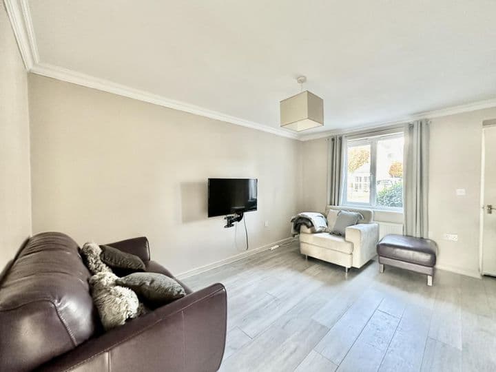 2 bedrooms house for sale in Sheffield, United Kingdom - Image 8