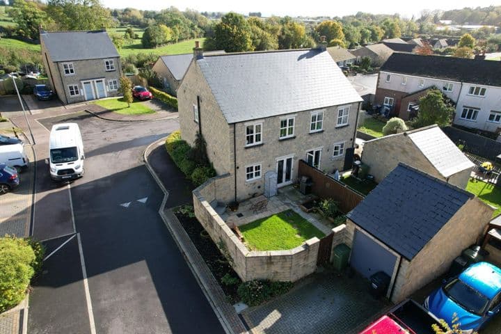 3 bedrooms house for sale in Leyburn, United Kingdom - Image 2