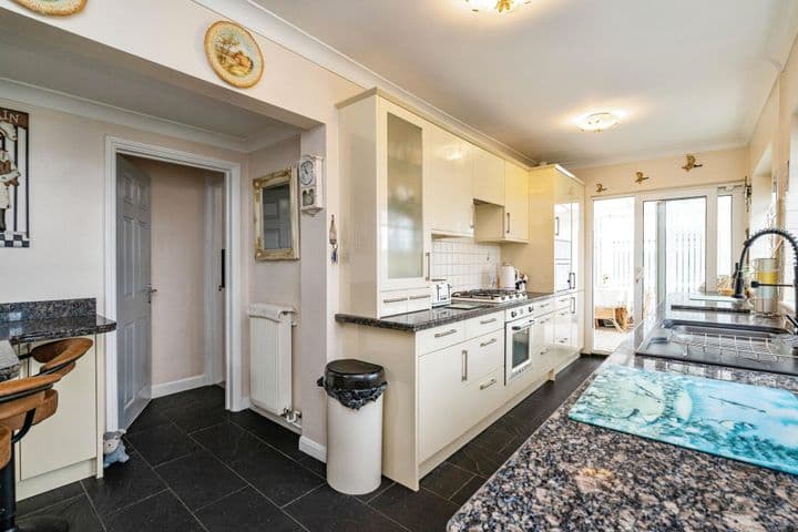 3 bedrooms house for sale in Lowestoft, United Kingdom - Image 6