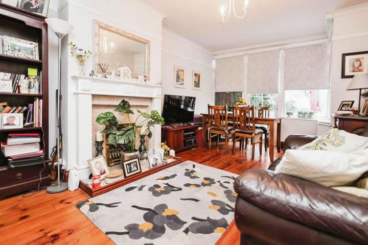 3 bedrooms house for sale in Birmingham, United Kingdom - Image 5