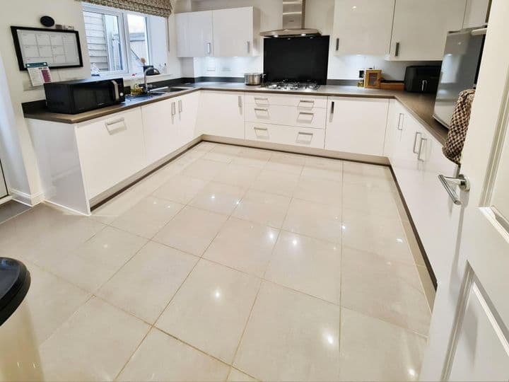 5 bedrooms house for sale in Milton Keynes, United Kingdom - Image 11