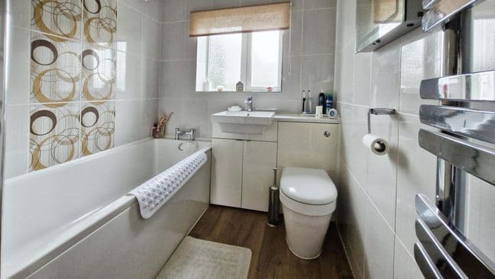 3 bedrooms house for sale in Telford, United Kingdom - Image 9