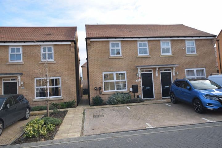 3 bedrooms house for sale in Godmanchester, United Kingdom - Image 2