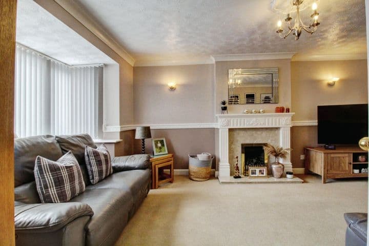 4 bedrooms house for sale in Rotherham, United Kingdom - Image 4