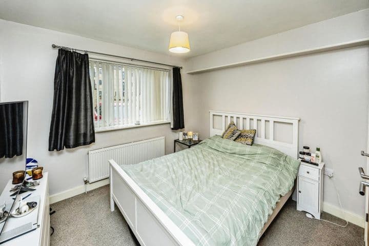 2 bedrooms apartment for sale in Halifax, United Kingdom - Image 4