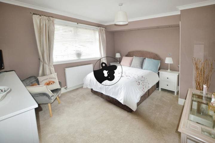 2 bedrooms apartment for sale in Hamilton, United Kingdom - Image 8