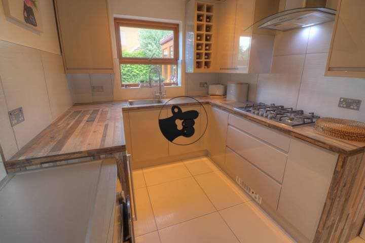 4 bedrooms house for sale in Leicester, United Kingdom - Image 3