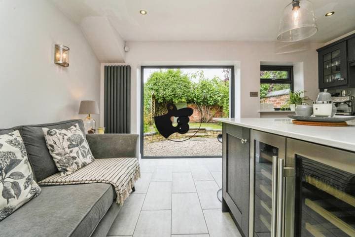 4 bedrooms house for sale in Cheltenham, United Kingdom - Image 6