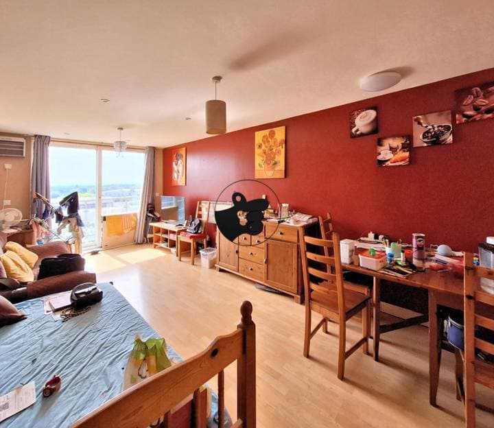 2 bedrooms apartment for sale in Feltham, United Kingdom - Image 3