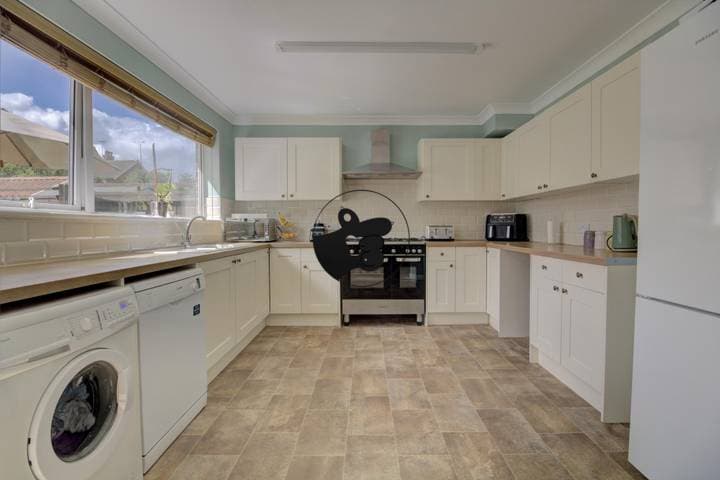 3 bedrooms house for sale in Sturry, United Kingdom - Image 4