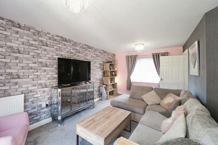 4 bedrooms house for sale in Sutton-In-Ashfield, United Kingdom - Image 2