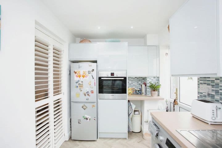 2 bedrooms house for sale in Pontypridd, United Kingdom - Image 8