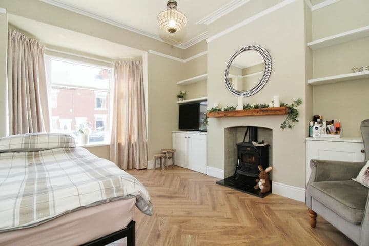 4 bedrooms house for sale in Worksop, United Kingdom - Image 3