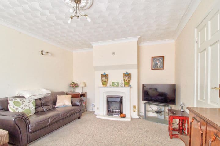 2 bedrooms house for sale in Luton, United Kingdom - Image 8