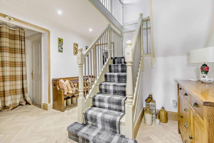 4 bedrooms house for sale in Doncaster, United Kingdom - Image 3