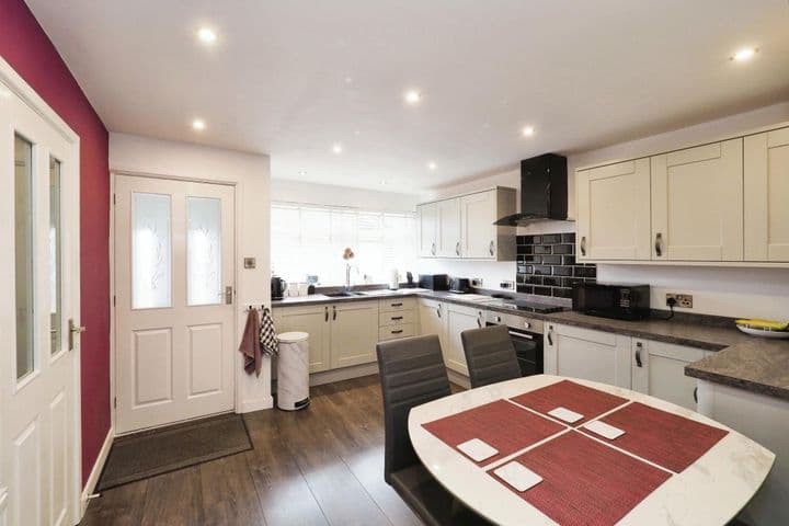 3 bedrooms house for sale in Nottingham, United Kingdom - Image 5