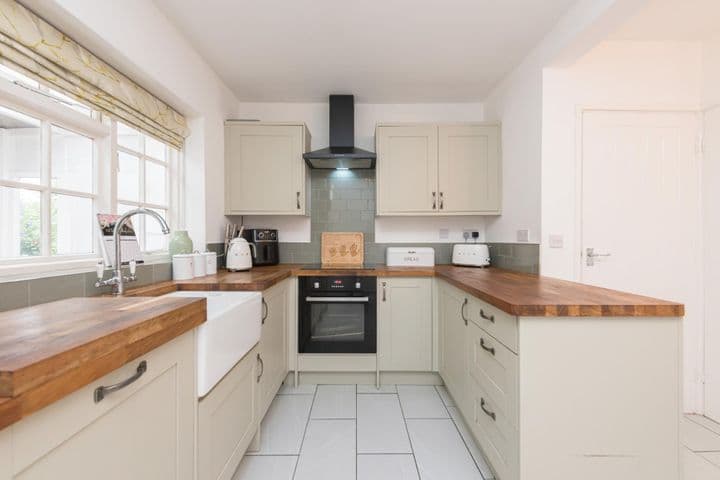 3 bedrooms house for sale in Shifnal, United Kingdom - Image 3