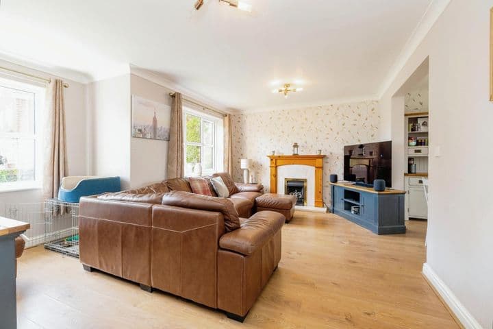 3 bedrooms house for sale in Welton, United Kingdom - Image 2