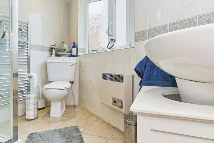 3 bedrooms house for sale in Wednesbury, United Kingdom - Image 10