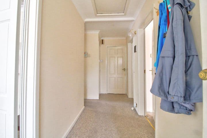 2 bedrooms house for sale in Luton, United Kingdom - Image 7