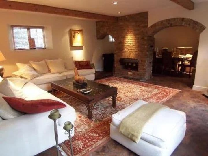 2 bedrooms house for sale in Kingston Upon Thames, United Kingdom - Image 3