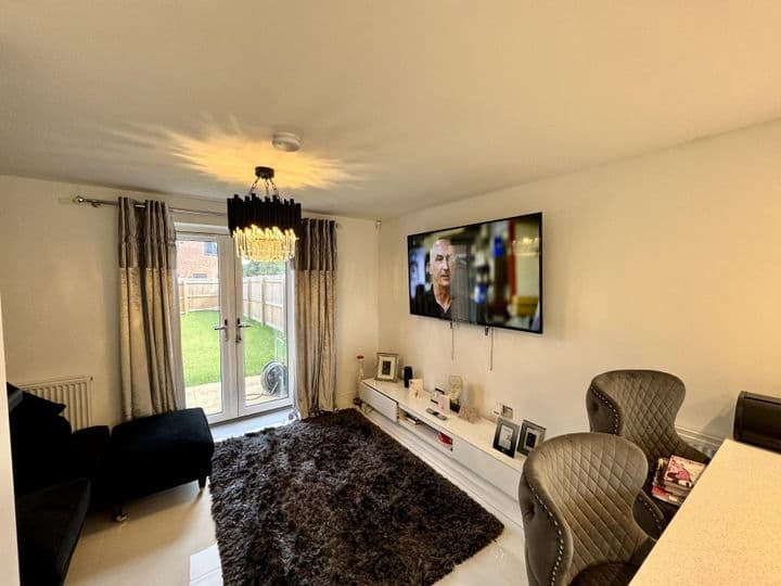 3 bedrooms house for sale in Solihull, United Kingdom - Image 3