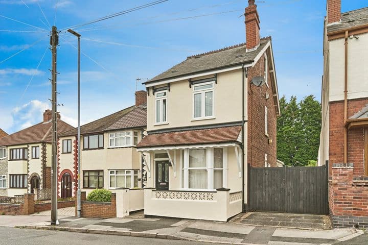 3 bedrooms house for sale in Wednesbury, United Kingdom