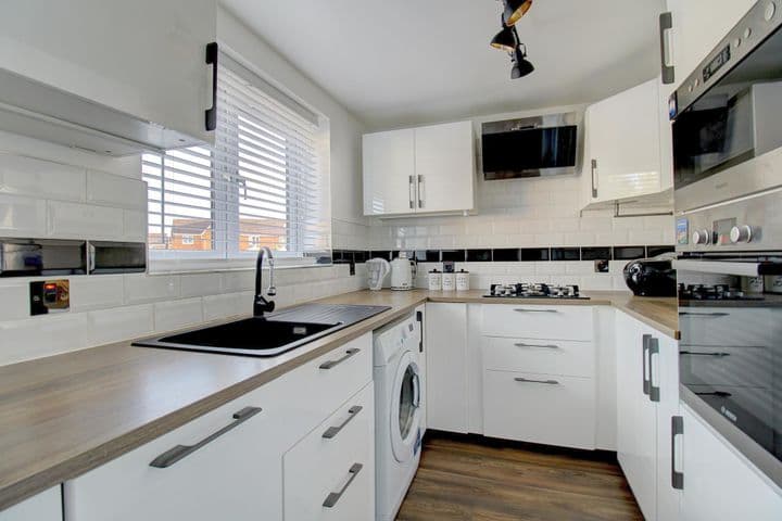 3 bedrooms house for sale in Walsall, United Kingdom - Image 5