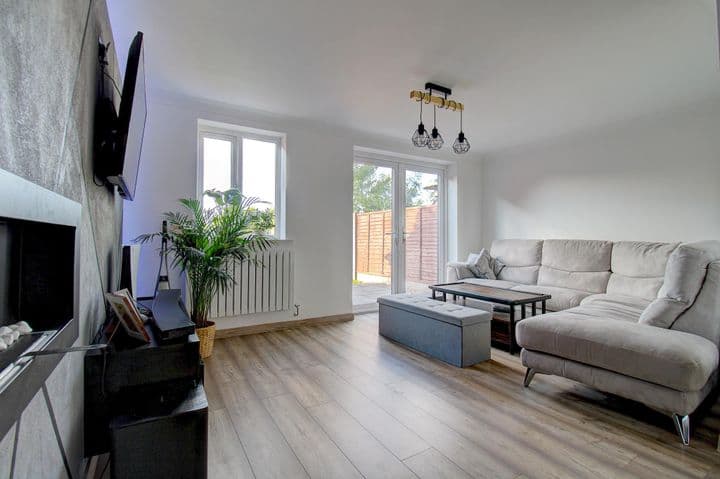 3 bedrooms house for sale in Walsall, United Kingdom - Image 4