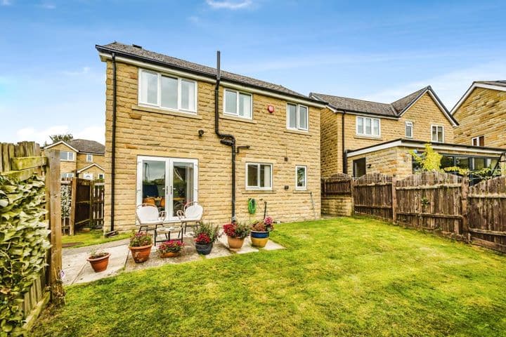 4 bedrooms house for sale in Huddersfield, United Kingdom - Image 3