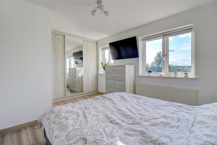 3 bedrooms house for sale in Walsall, United Kingdom - Image 8