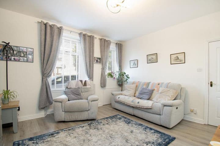 2 bedrooms apartment for sale in Montrose, United Kingdom - Image 6