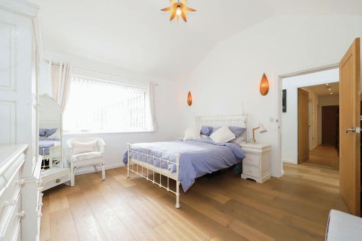 4 bedrooms house for sale in Kidderminster, United Kingdom - Image 8