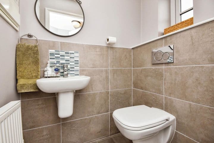 3 bedrooms house for sale in Carnforth, United Kingdom - Image 3