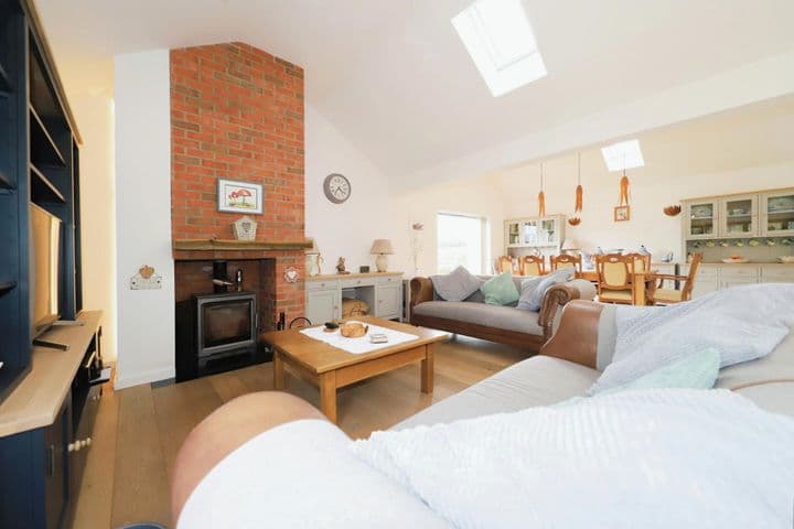 4 bedrooms house for sale in Kidderminster, United Kingdom - Image 4