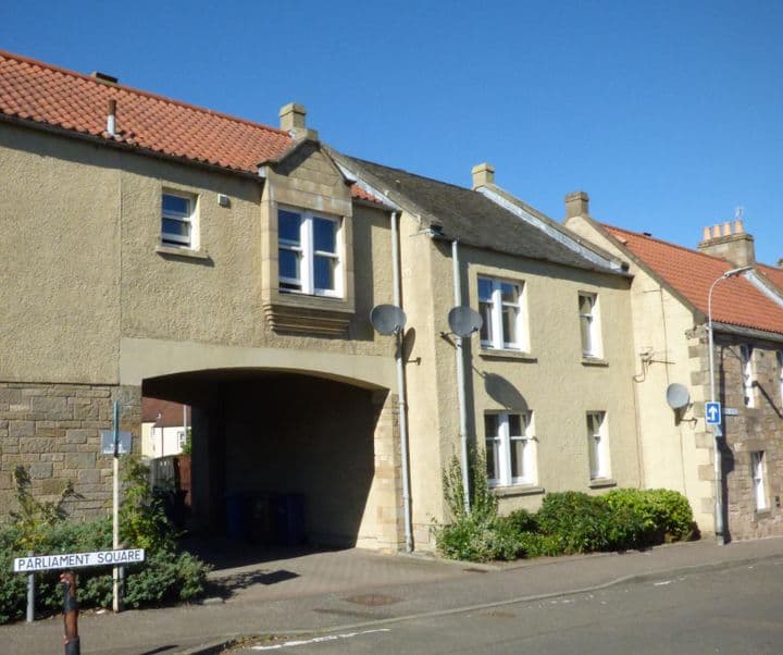 1 bedroom apartment for sale in Cupar, United Kingdom - Image 2