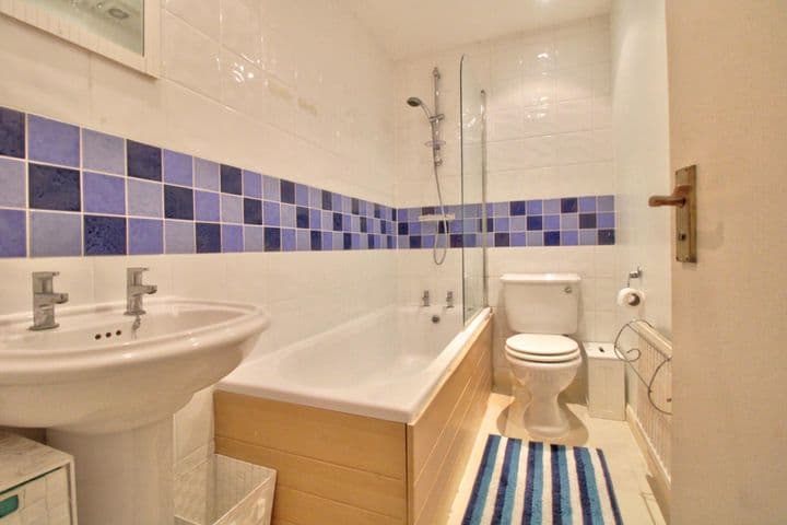 2 bedrooms house for sale in Luton, United Kingdom - Image 7